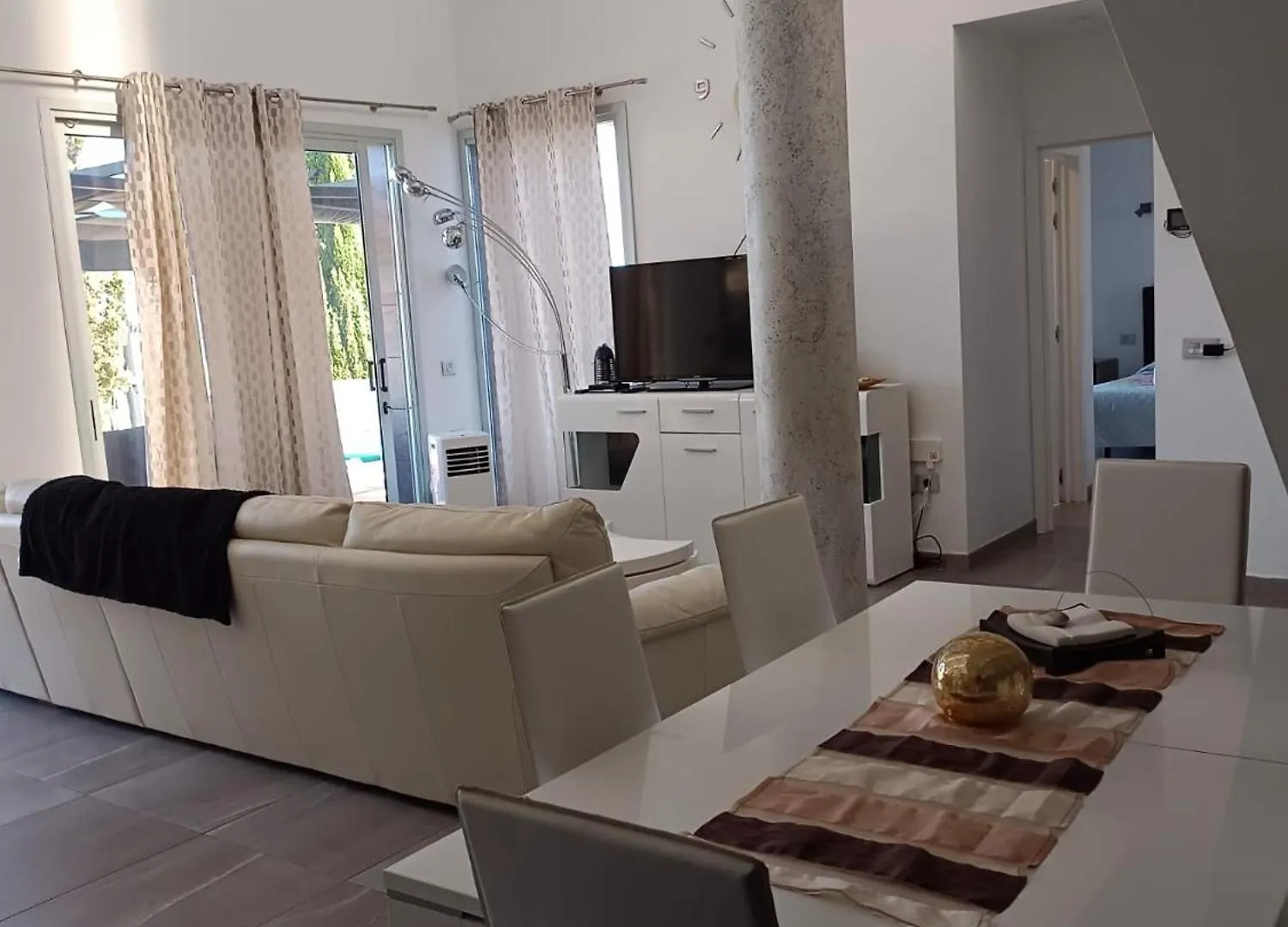 Luxury Villa Sea Views Heated Pool Private Jacuzzi Wifi Bbq Parking Tennis Court Candelaria