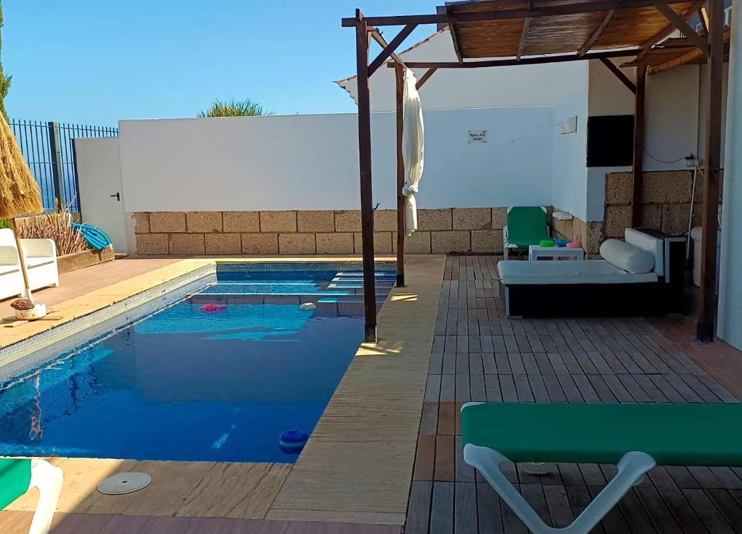 Luxury Villa Sea Views Heated Pool Private Jacuzzi Wifi Bbq Parking Tennis Court Candelaria Spain
