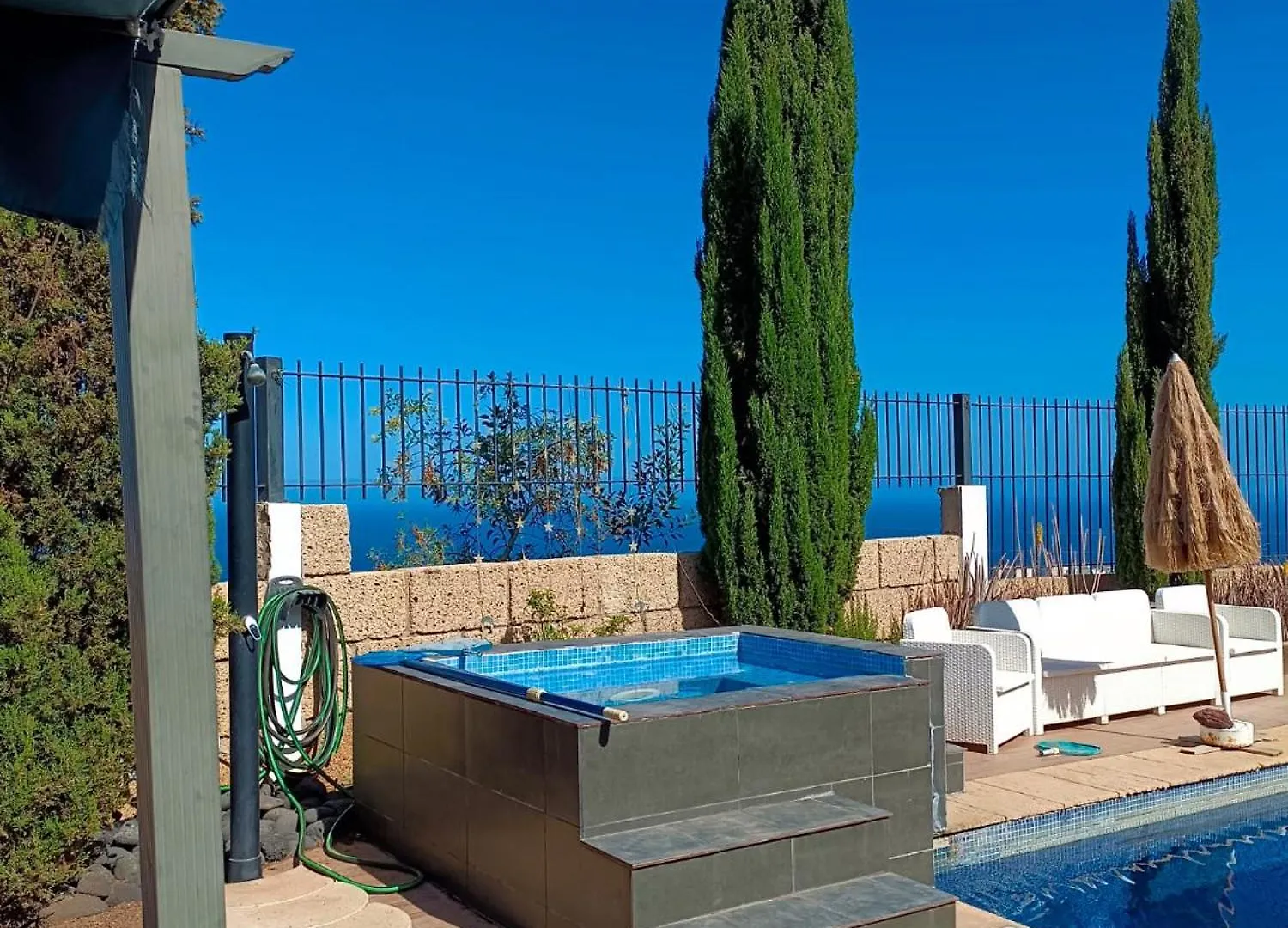Luxury Villa Sea Views Heated Pool Private Jacuzzi Wifi Bbq Parking Tennis Court Candelaria