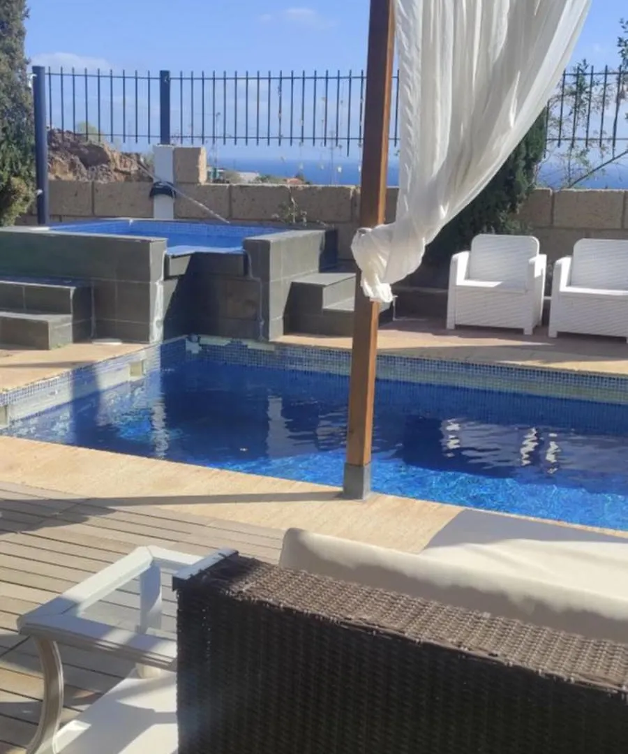 Luxury Villa Sea Views Heated Pool Private Jacuzzi Wifi Bbq Parking Tennis Court Candelaria 0*,  Spain