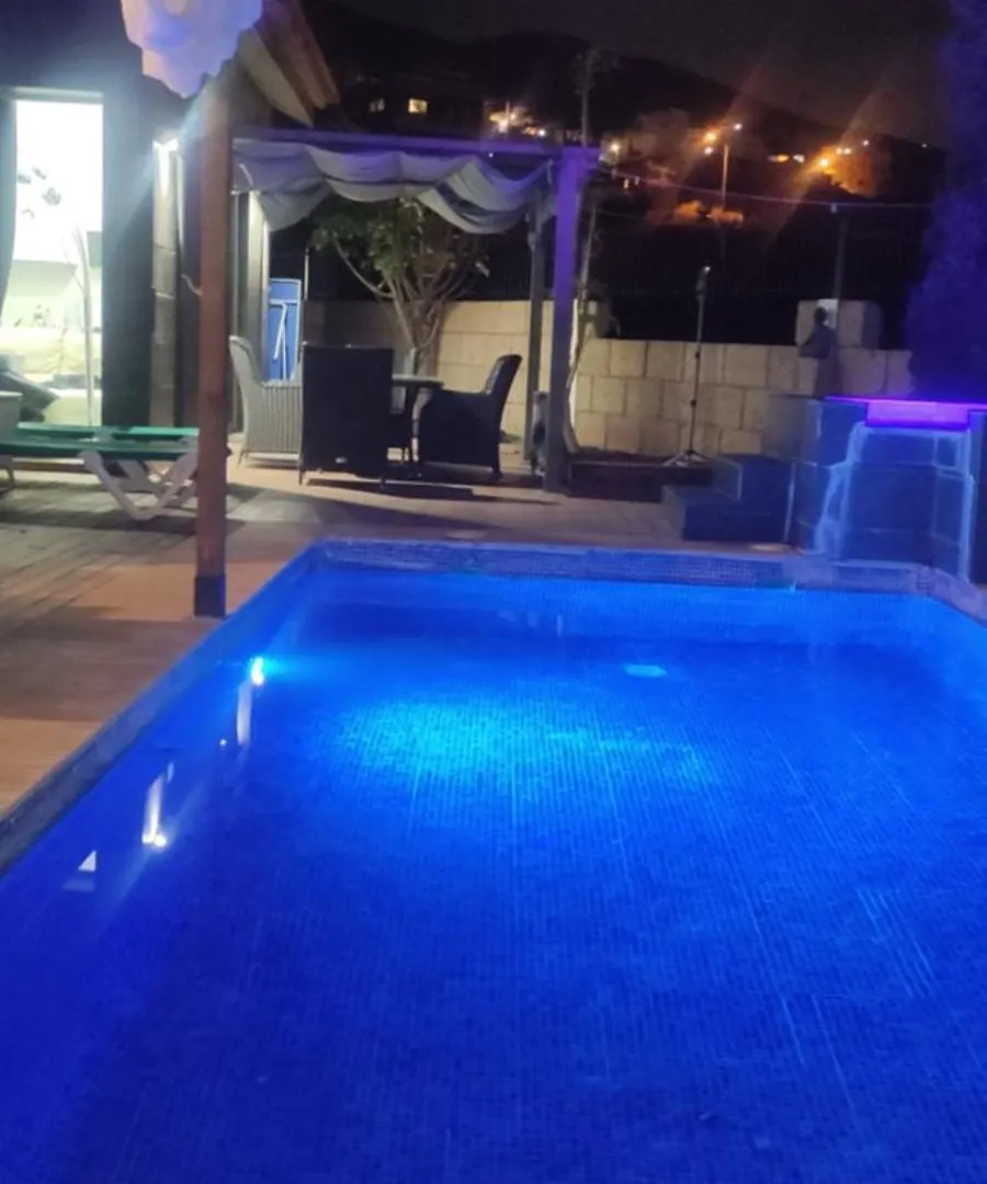 Luxury Villa Sea Views Heated Pool Private Jacuzzi Wifi Bbq Parking Tennis Court Candelaria