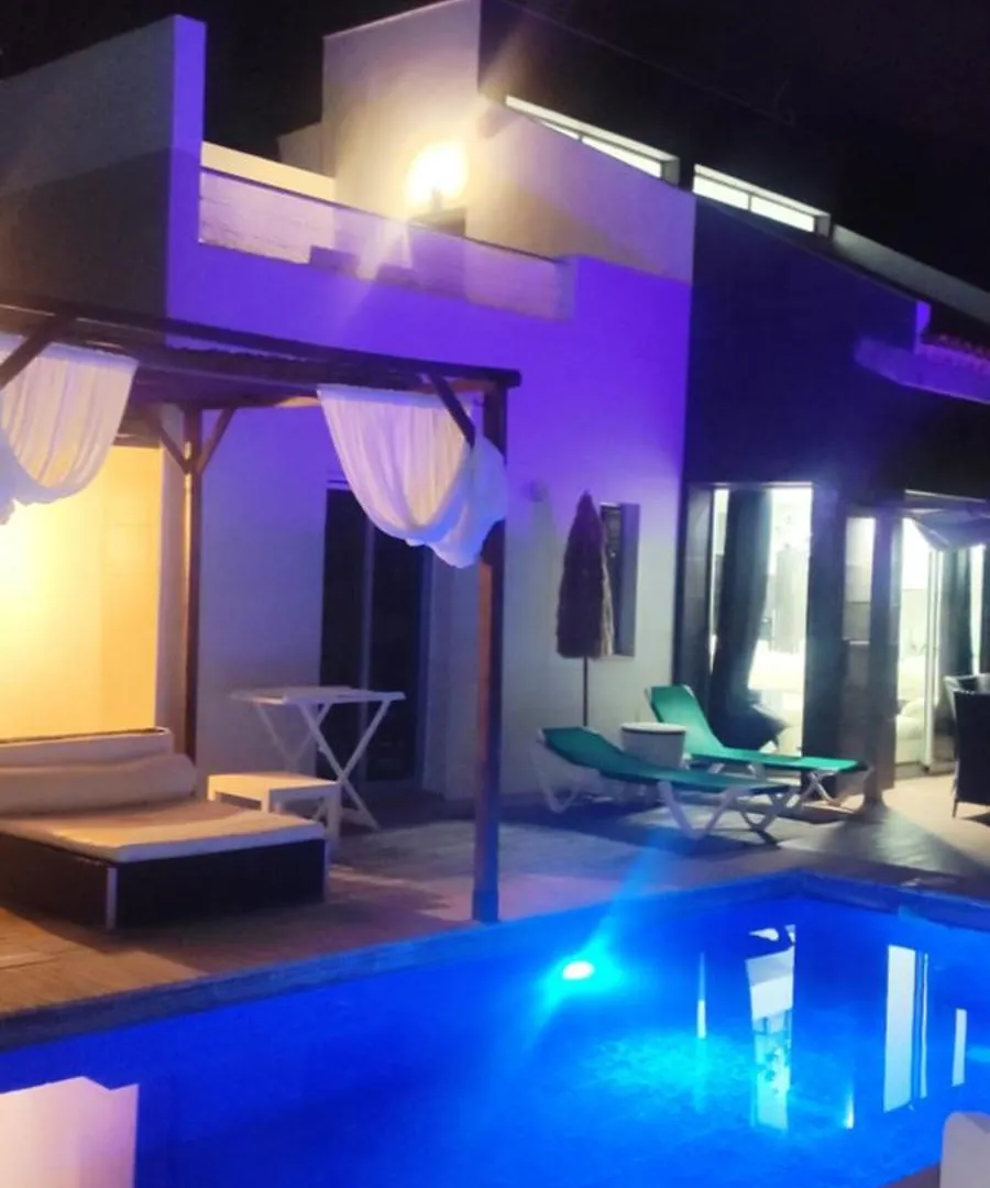 Luxury Villa Sea Views Heated Pool Private Jacuzzi Wifi Bbq Parking Tennis Court Candelaria